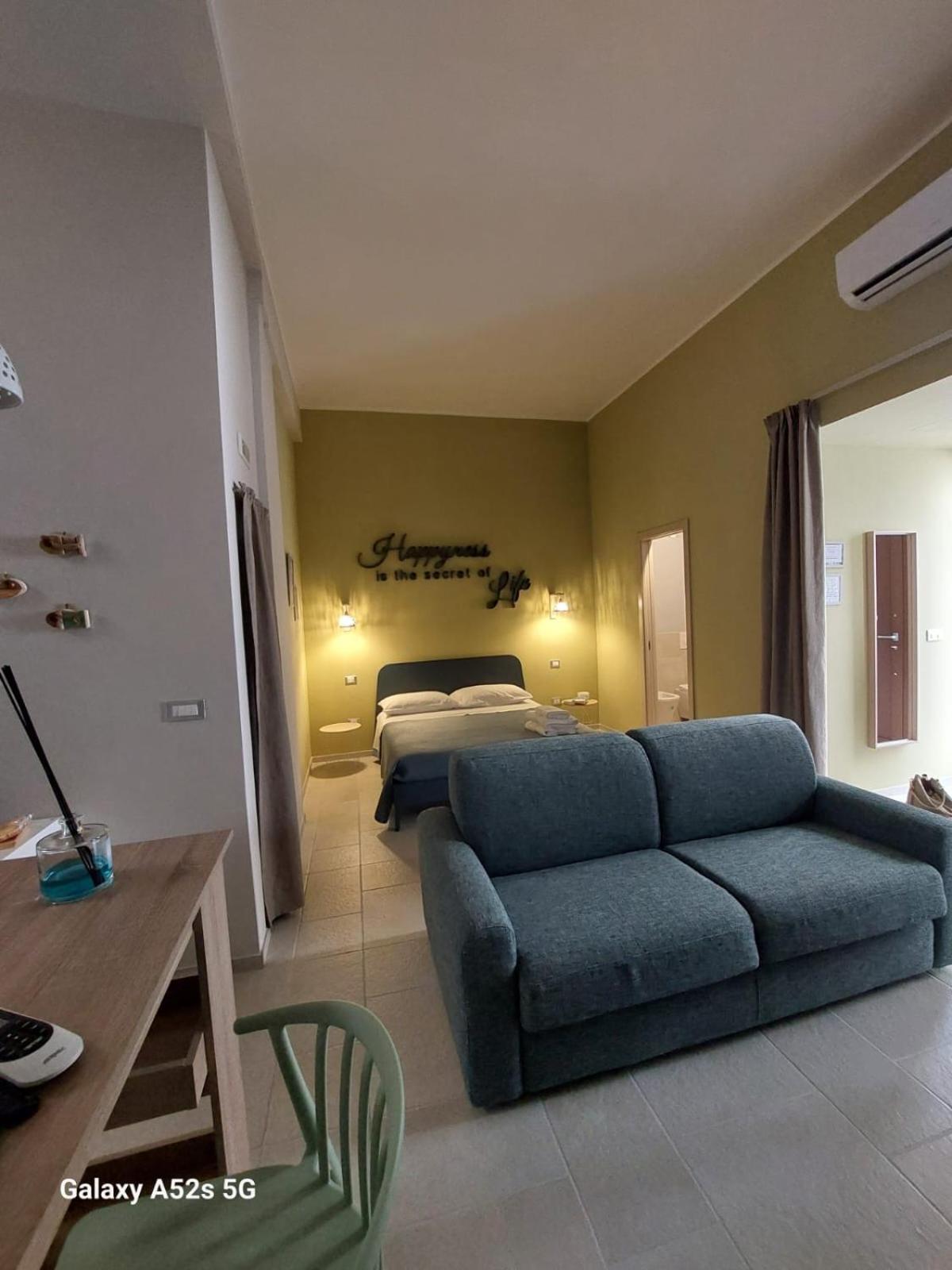 Appartamento Happynesshouse_Locazione Turistica Trani Esterno foto